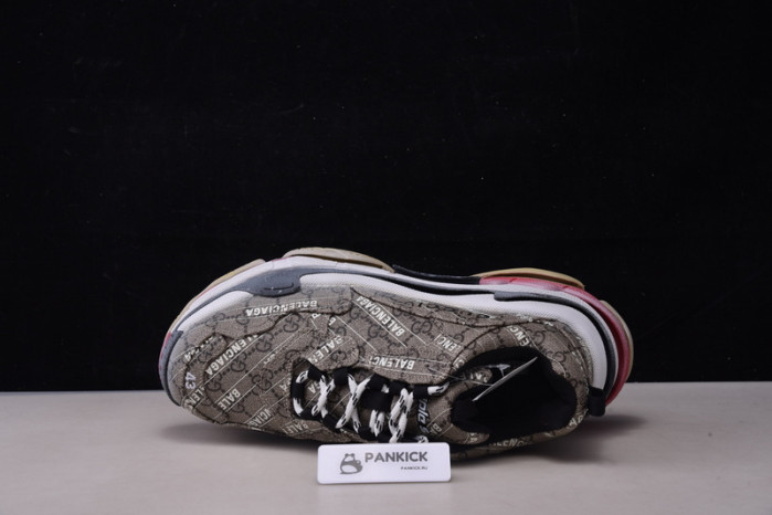 G*u*i sneaker