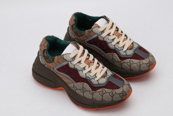 G*u*i sneaker