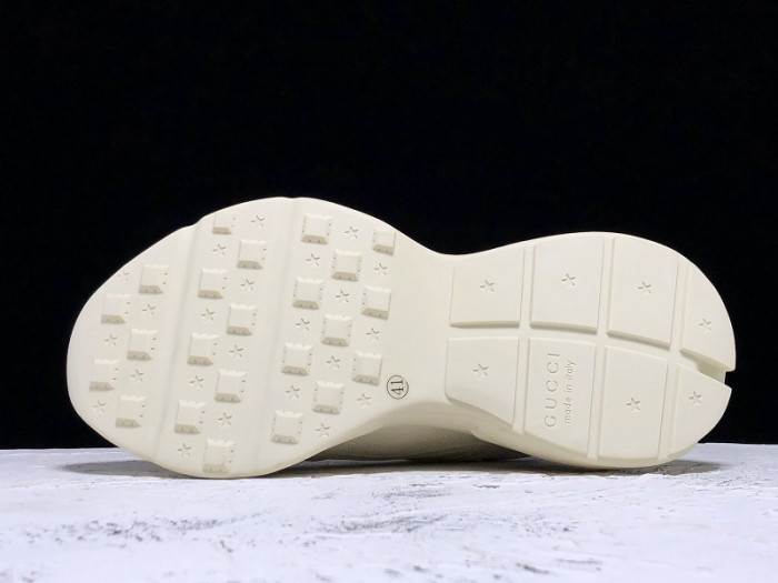 G*u*i sneaker