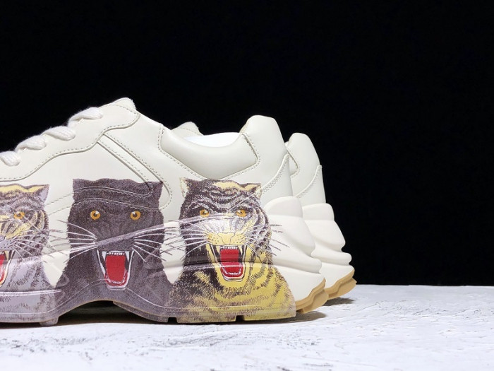 G*u*i sneaker