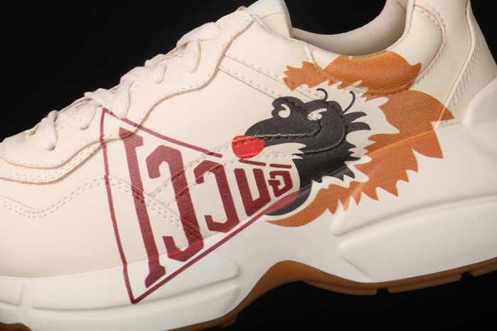 G*u*i sneaker