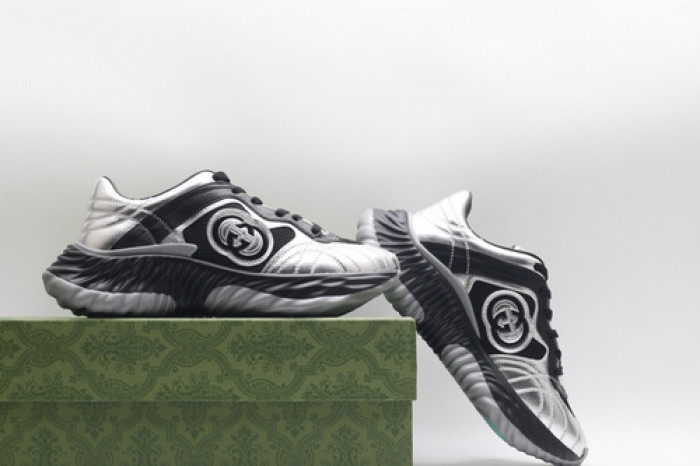 G*u*i sneaker