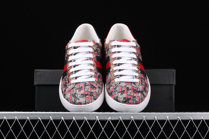 G*u*i sneaker