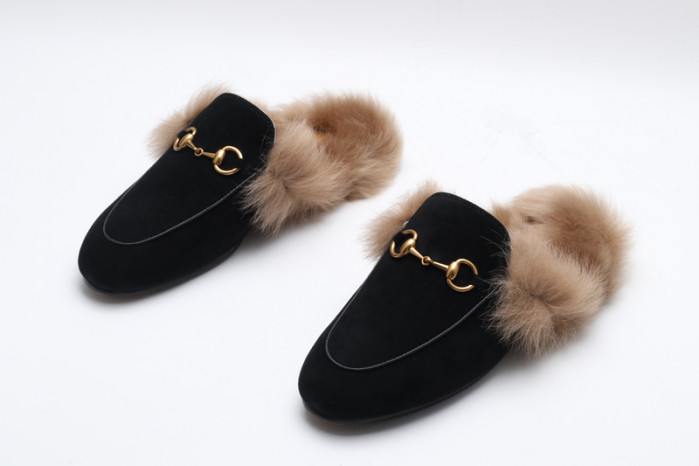 G*u*i sneaker