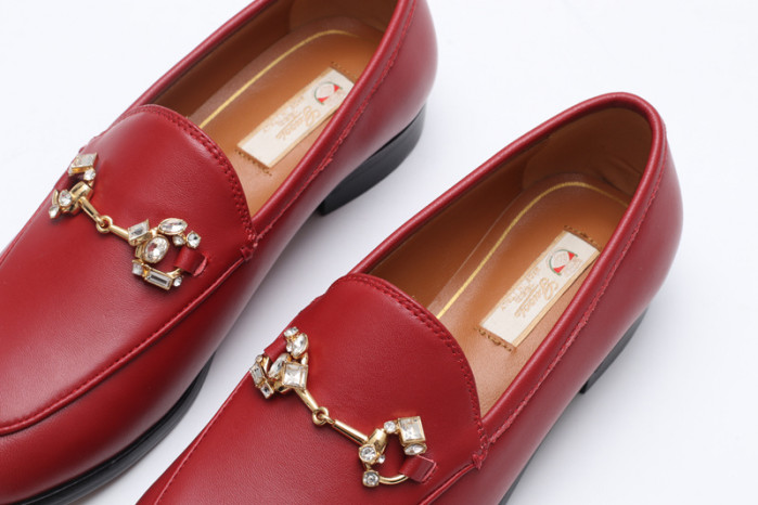 G*u*i sneaker