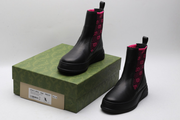 G*u*i sneaker