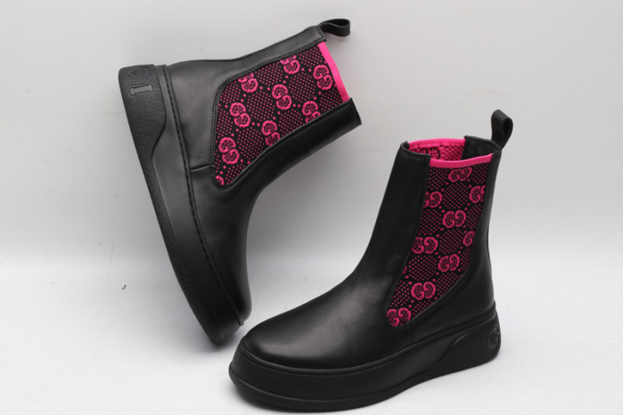 G*u*i sneaker