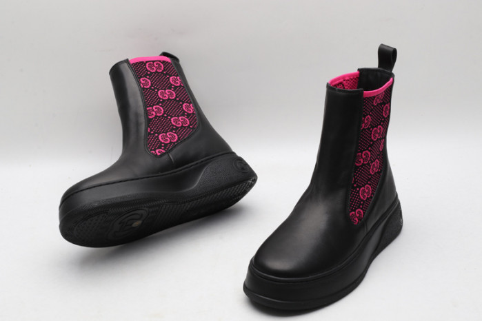 G*u*i sneaker