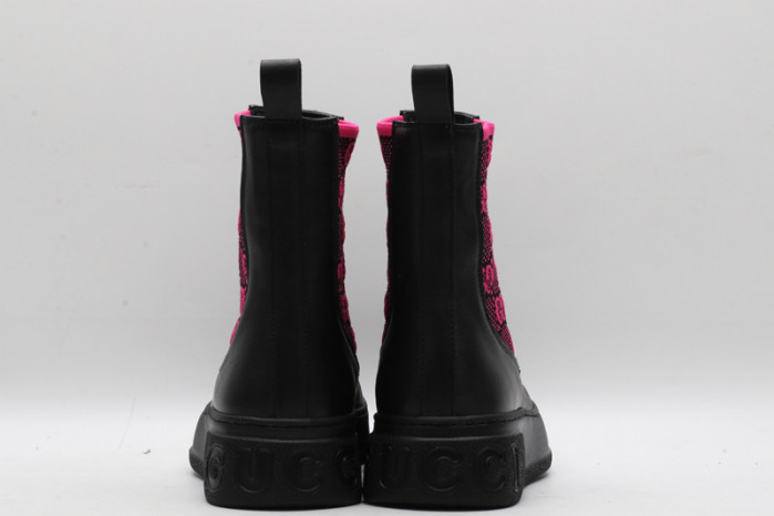 G*u*i sneaker