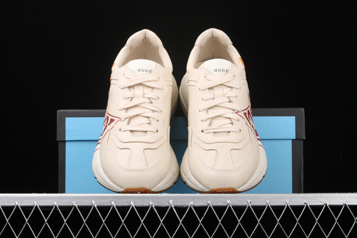 G*u*i sneaker