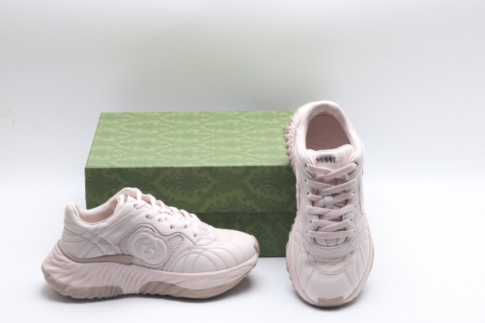 G*u*i sneaker