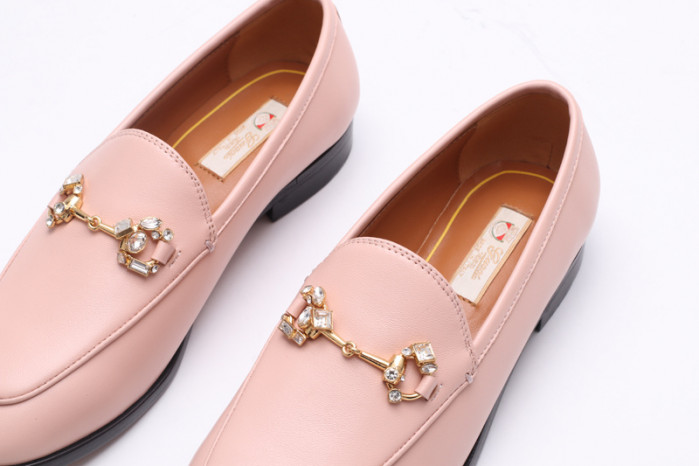 G*u*i sneaker