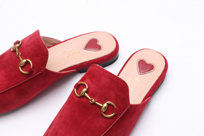 G*u*i sneaker