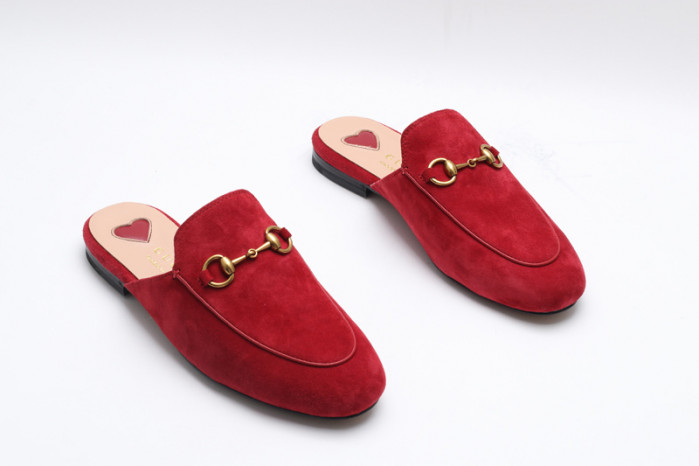 G*u*i sneaker