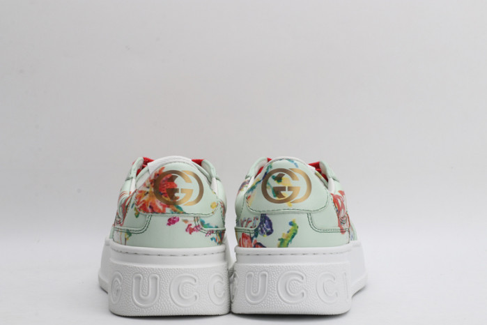 G*u*i sneaker