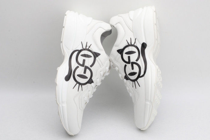 G*u*i sneaker