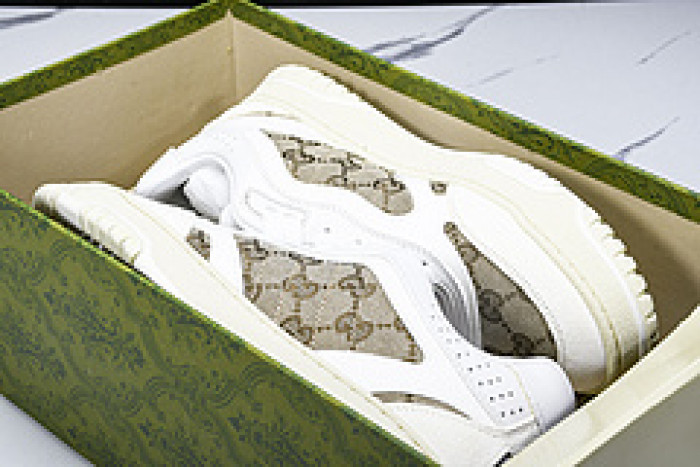 G*u*i sneaker