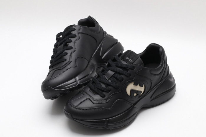 G*u*i sneaker