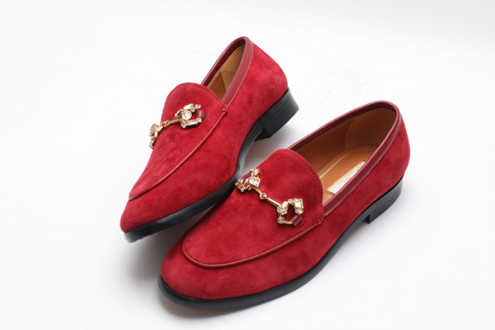G*u*i sneaker