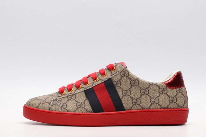 G*u*i sneaker
