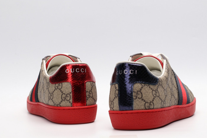 G*u*i sneaker