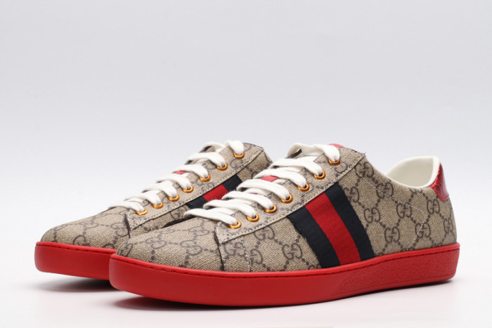G*u*i sneaker
