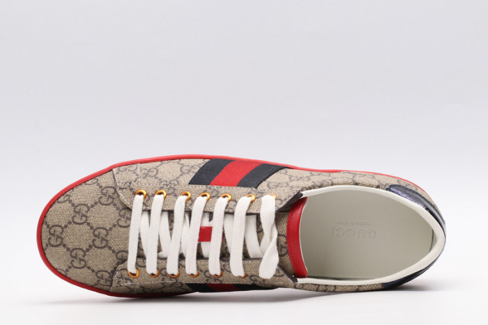 G*u*i sneaker