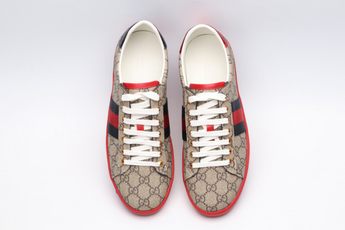 G*u*i sneaker
