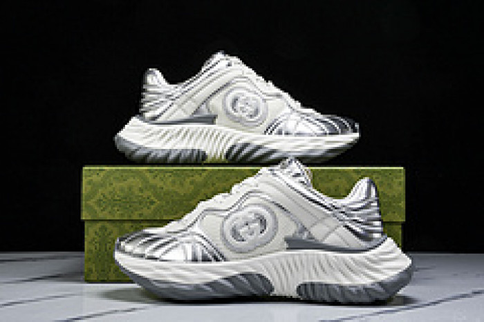 G*u*i sneaker