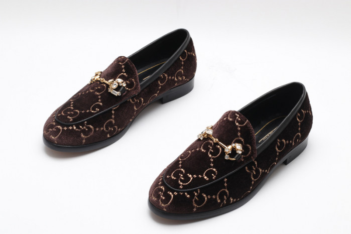 G*u*i sneaker