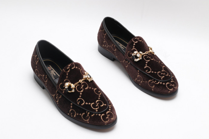 G*u*i sneaker