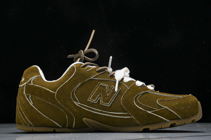 New Balance Miu