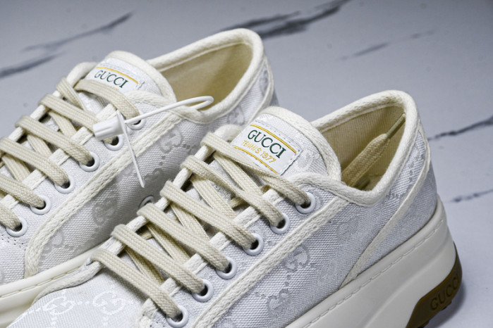G*u*i sneaker
