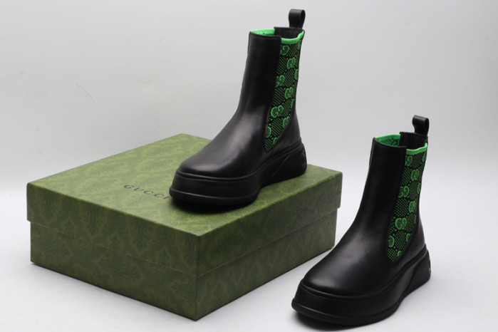 G*u*i sneaker