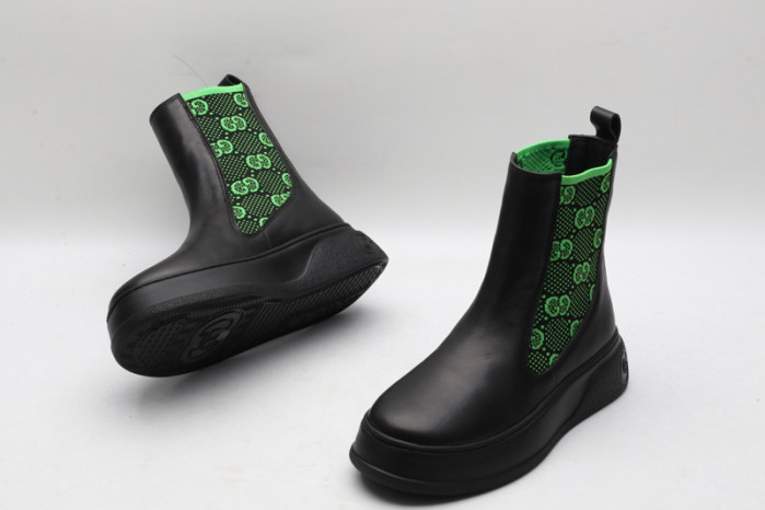 G*u*i sneaker