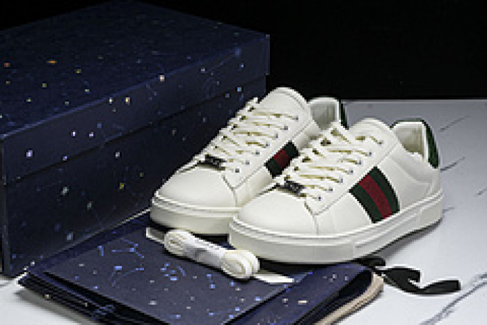 G*u*i sneaker
