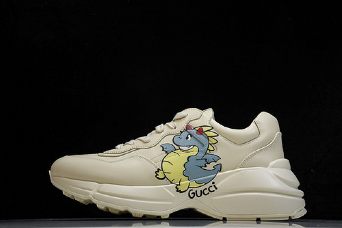 G*u*i sneaker