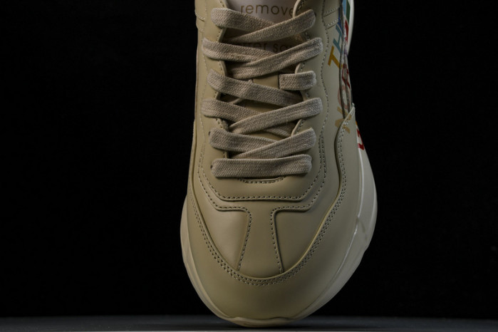 G*u*i sneaker