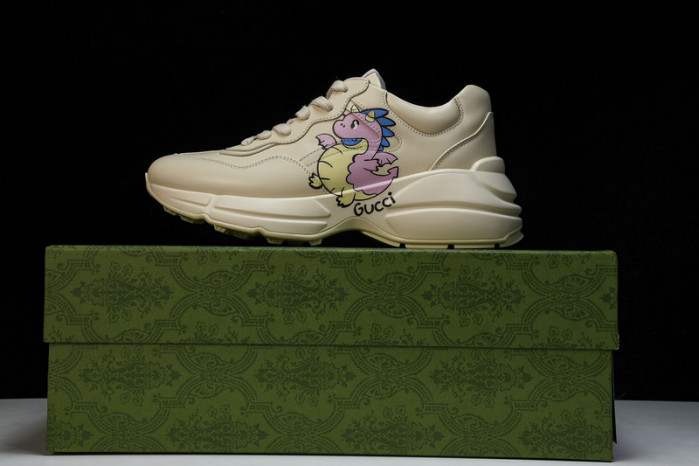 G*u*i sneaker