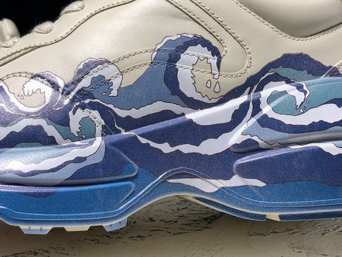 G*u*i sneaker