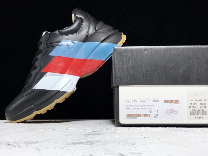 G*u*i sneaker