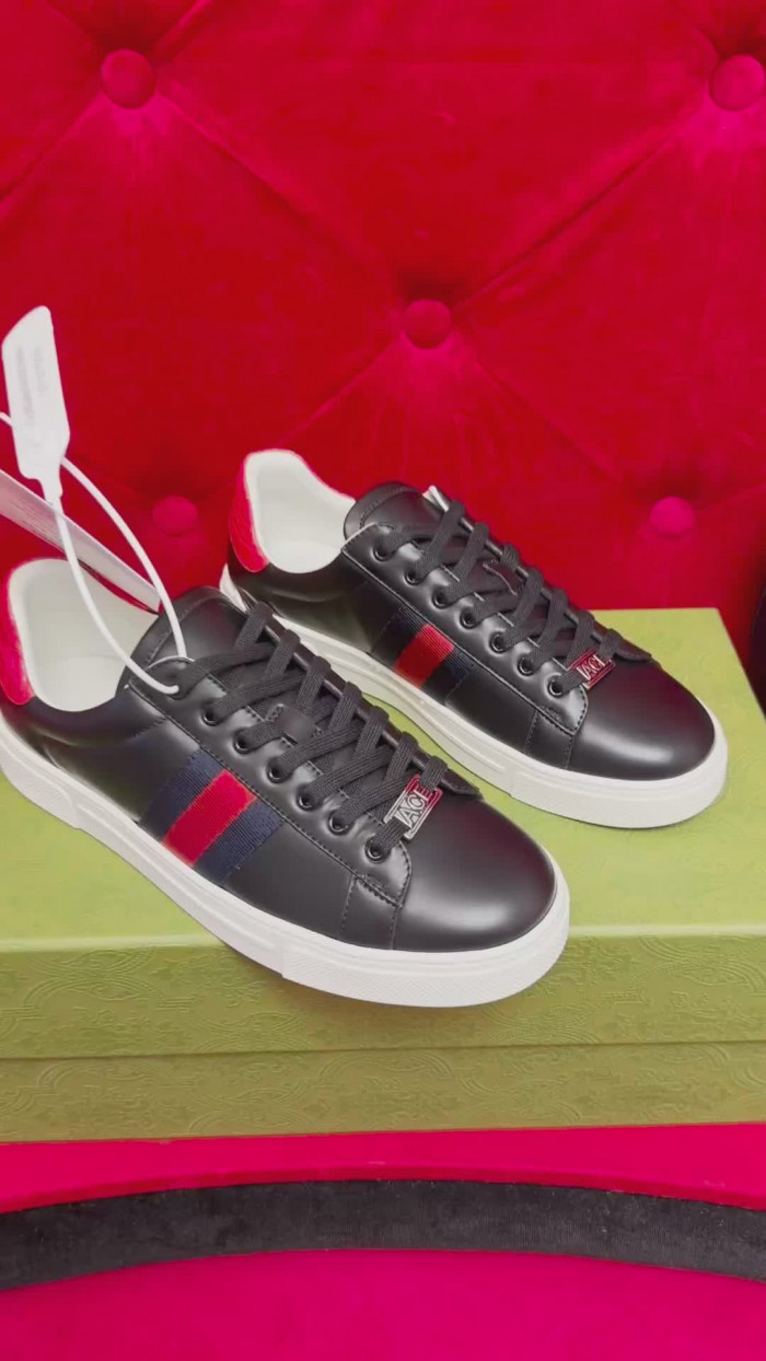 G*u*i sneaker