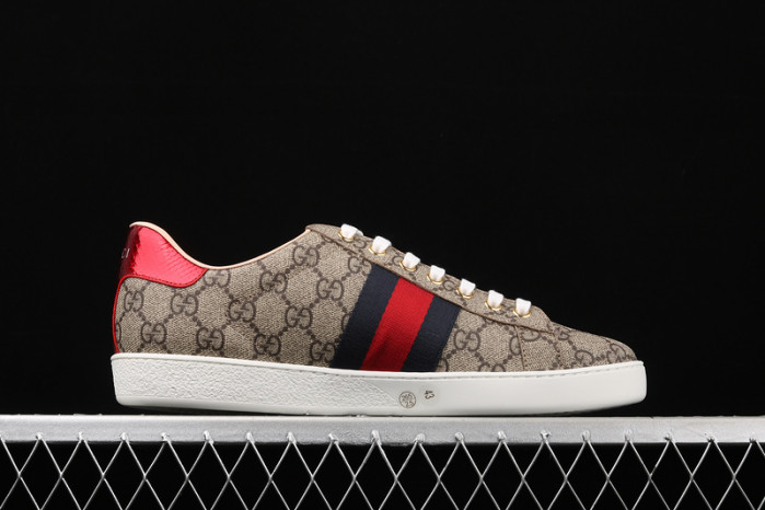 G*u*i sneaker