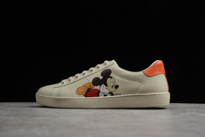 G*u*i sneaker