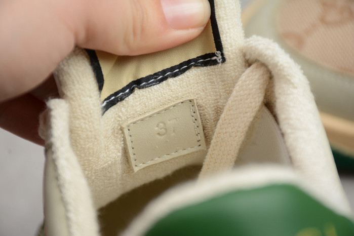 G*u*i sneaker