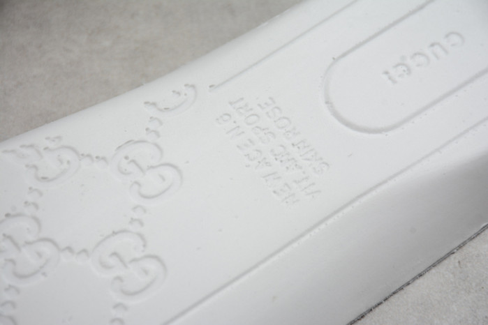 G*u*i sneaker