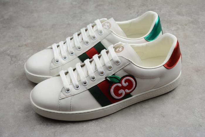G*u*i sneaker