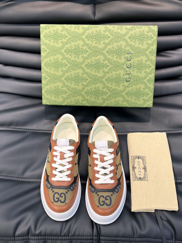 G*u*i sneaker