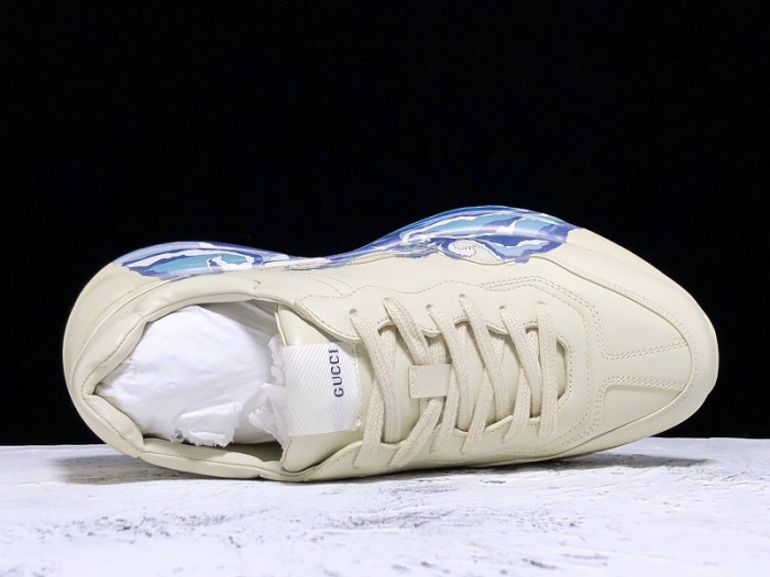 G*u*i sneaker