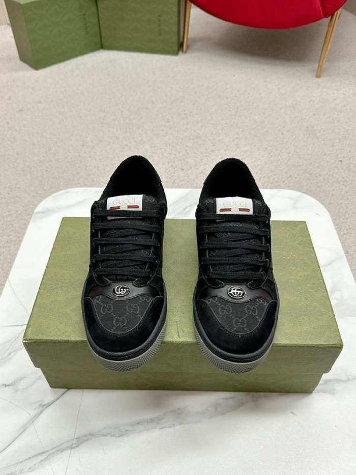 G*u*i sneaker